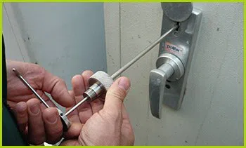 Expert Locksmith Services Tucson, AZ 520-226-3841 - 15-emergency-locksmiths