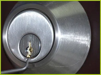 Expert Locksmith Services Tucson, AZ 520-226-3841 - 7-broken-key