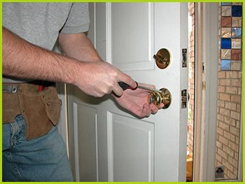 Expert Locksmith Services Tucson, AZ 520-226-3841 Expert Locksmith Services Tucson, AZ 520-226-3841